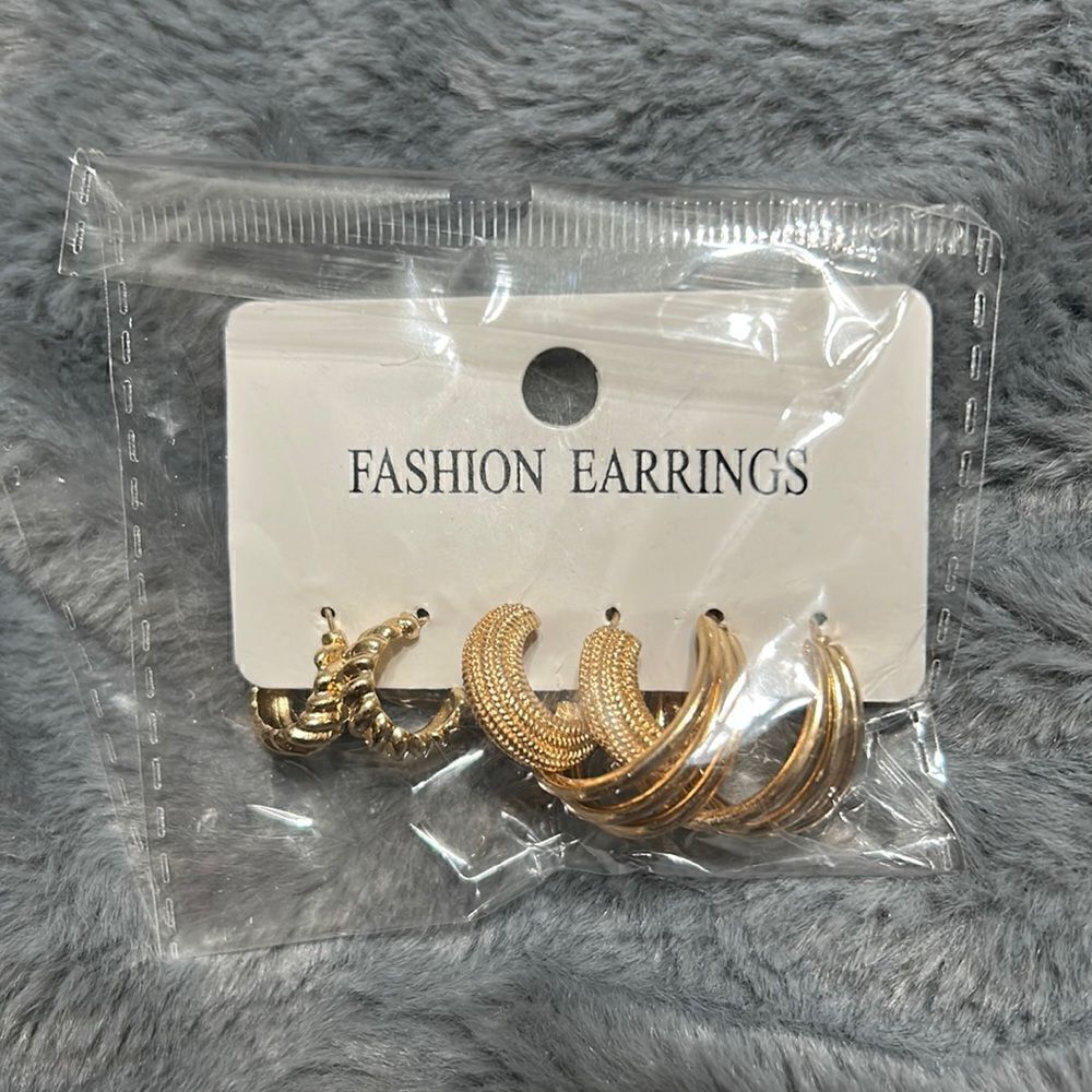 Hoop Earring Set - Picture 1 of 3